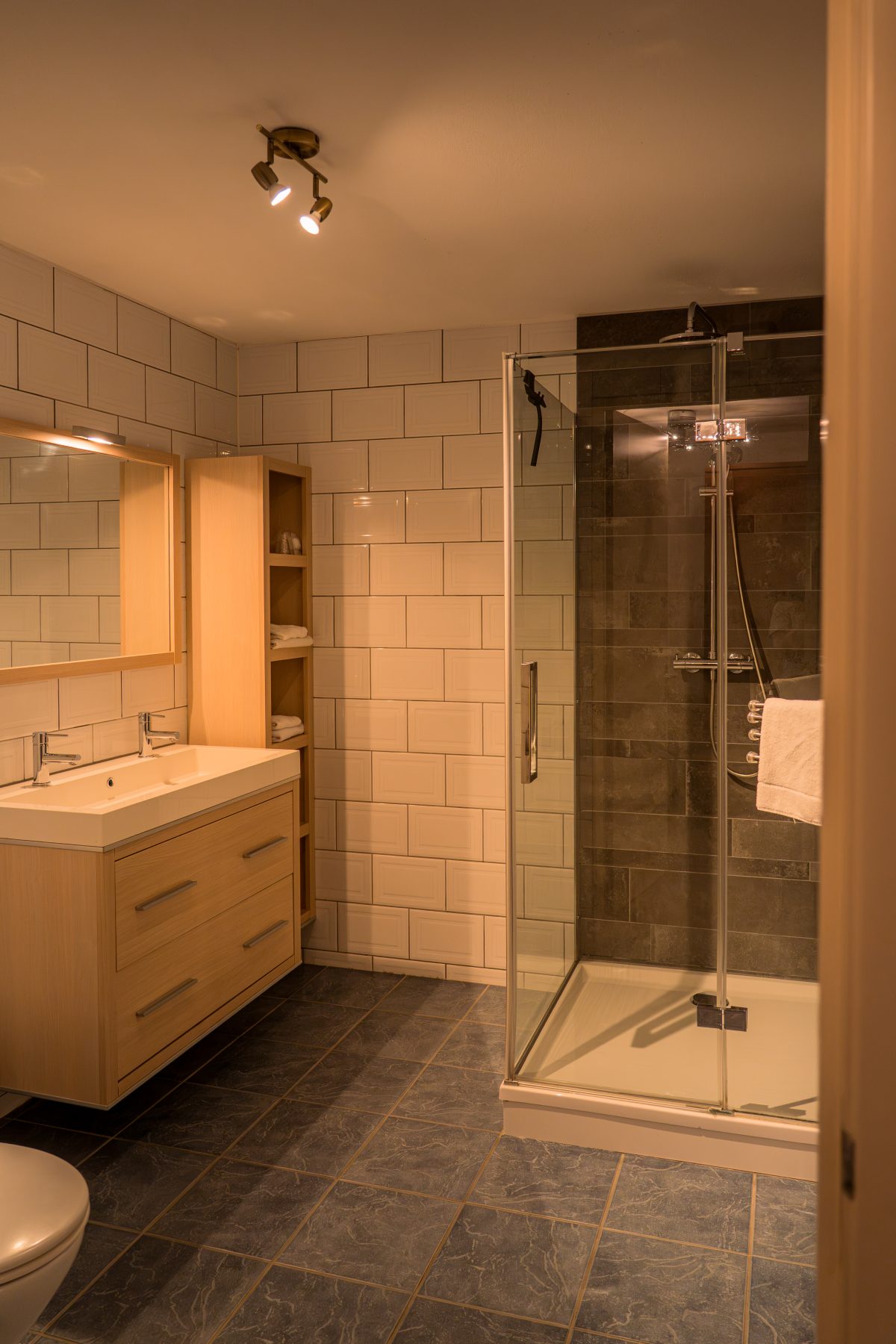 Luxury studio at Hotel Bosch Duin Strand with living and sleeping area